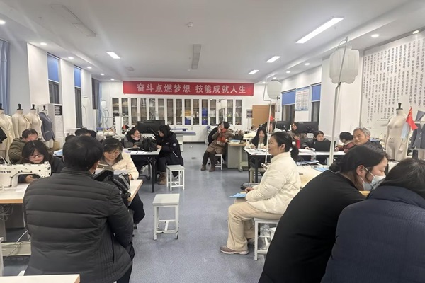 图片3.jpg 图片3.jpg