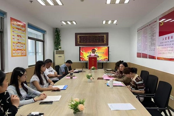 图片2.jpg 图片2.jpg