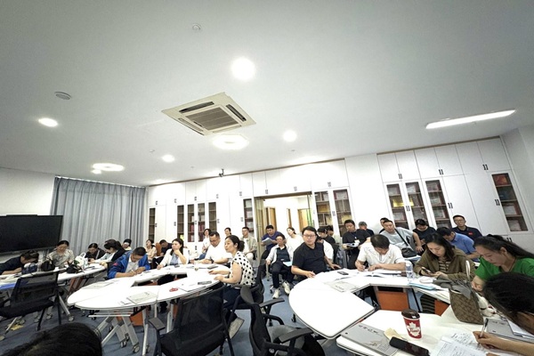 图片2.jpg 图片2.jpg